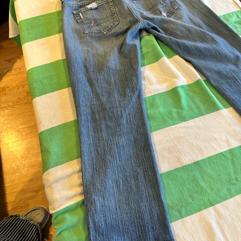 American Eagle pants. Size 4. Like new! Great condition. - Picture 2 of 7